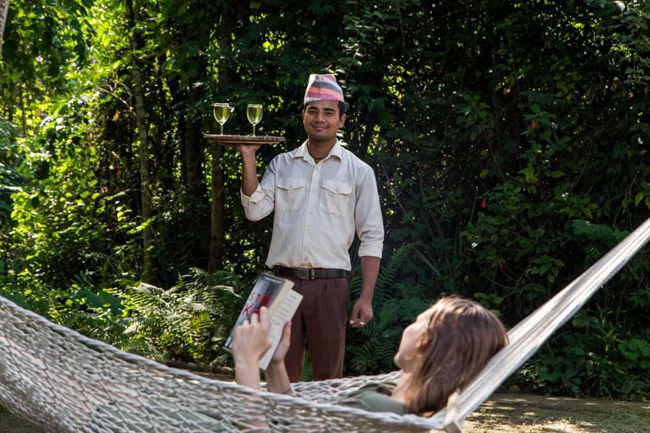 Tiger Tops Tharu Lodge Chitwan Luaran gambar
